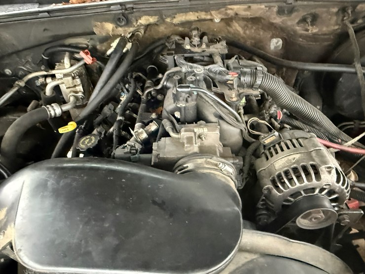 2000-chevrolet-tahoe-image-49