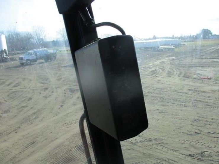 case-ih-1688-image-27