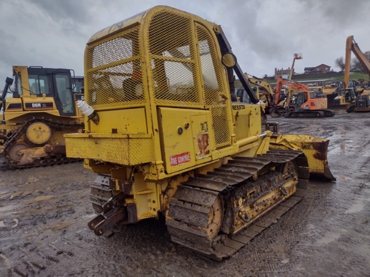 dressta-td8h-image-42