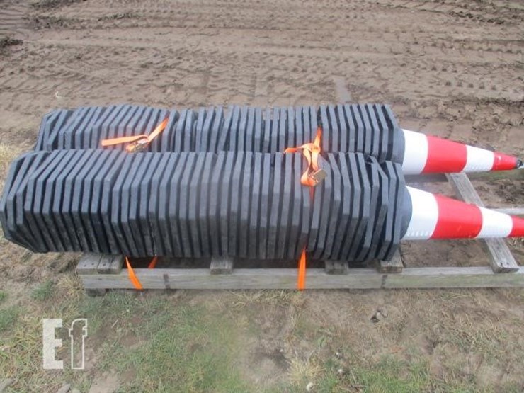 safety-traffic-cones-height:28"/70cm-?weight:2.4kg-image-4