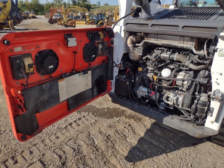 19-bobcat-t870-image-38