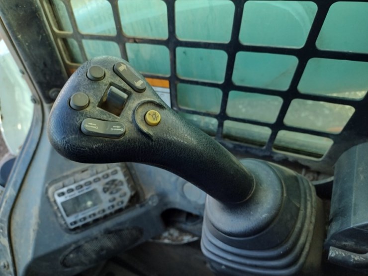 bobcat-t770-image-10