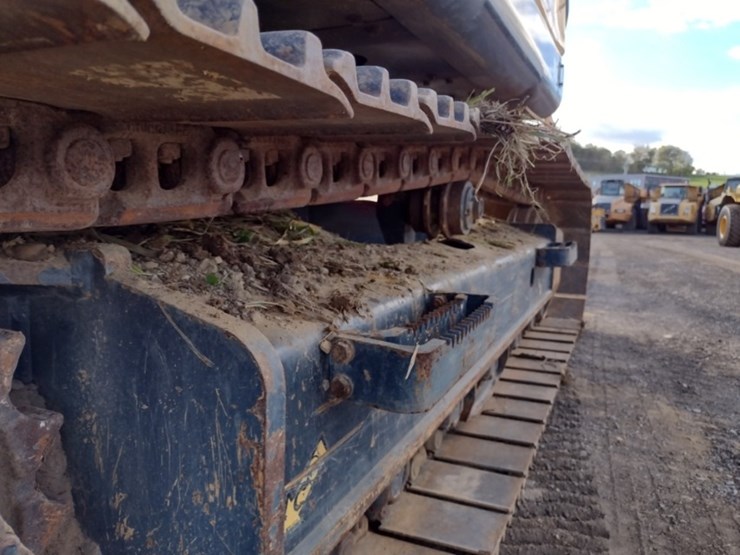 hyundai-hx140-lc-image-23