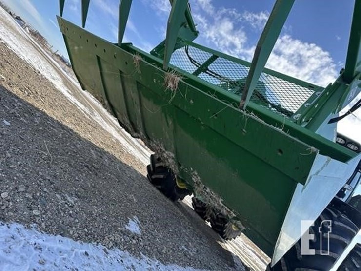 2023-john-deere-6r-155-image-29