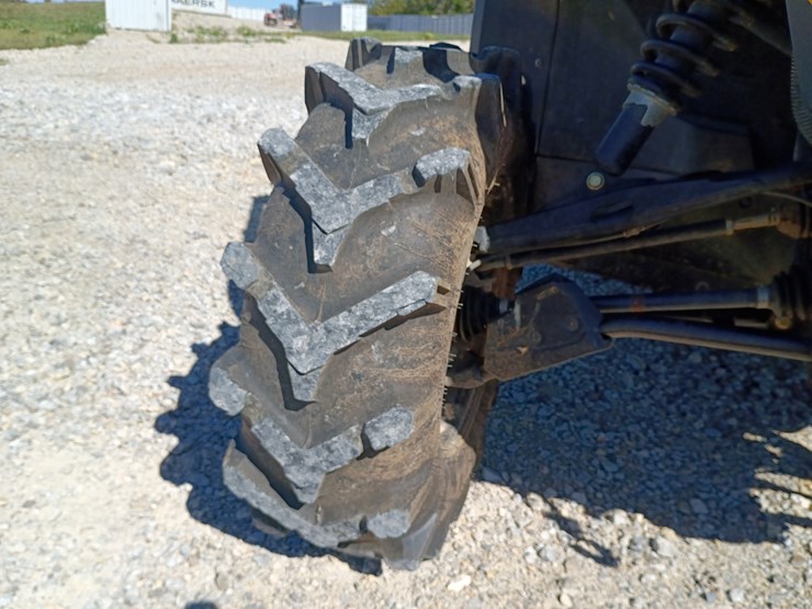 #22111-•-2022-can-am-hd-10-4-seater-side-by-side-image-57