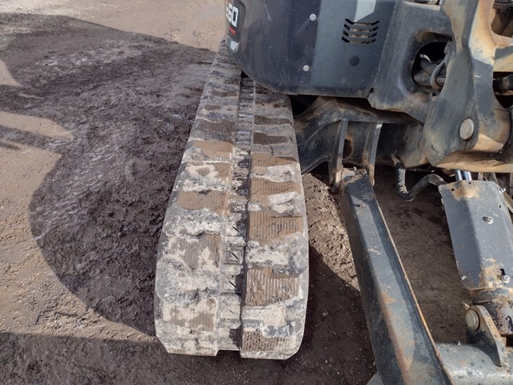 22-bobcat-e60-image-33