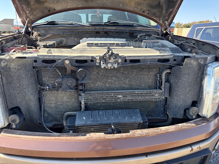 2011-ford-f150-lariat-image-26