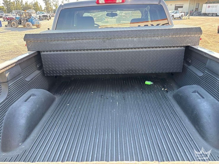 2011-gmc-sierra-1500-image-12