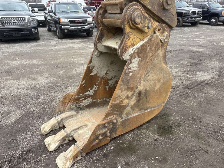 caterpillar-336fl-image-13