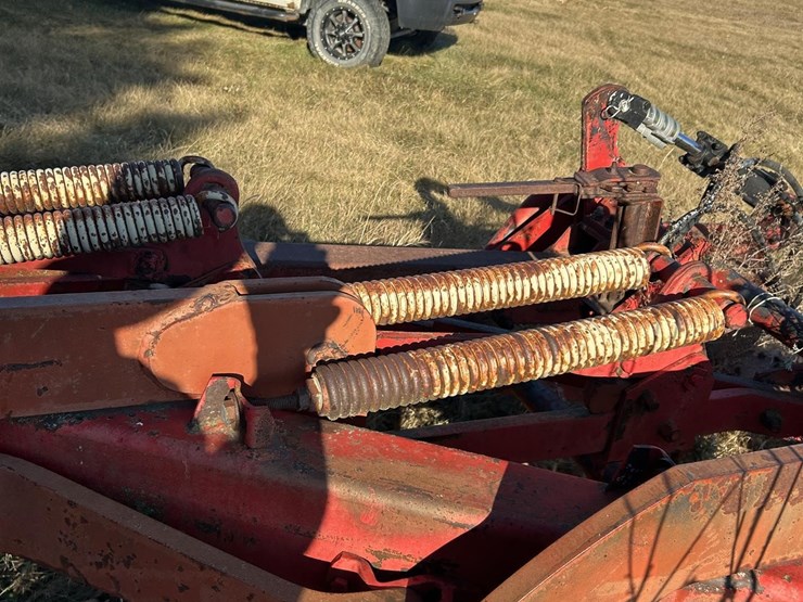 melroe-6-bottom-plow-image-11