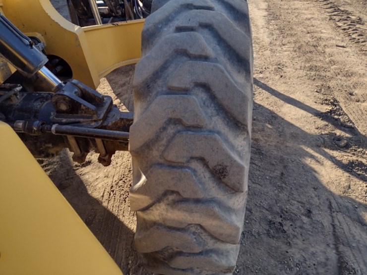 caterpillar-tl943c-image-24