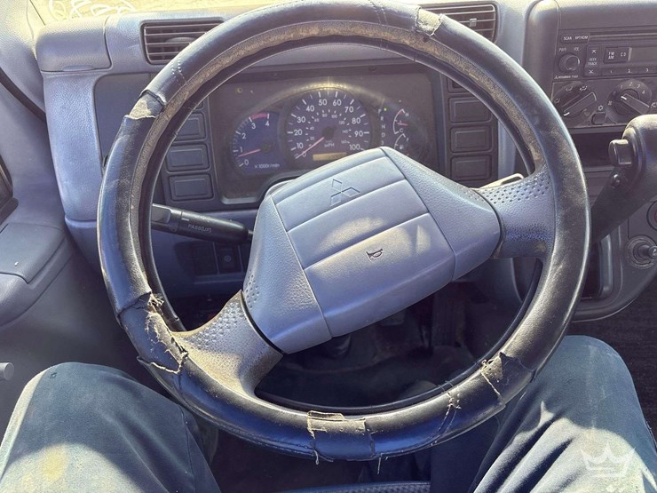 2007-mitsubishi-fuso-fe84d-image-10