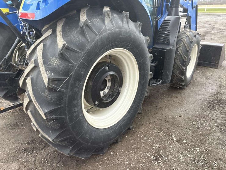 new-holland-powerstar-90-image-10