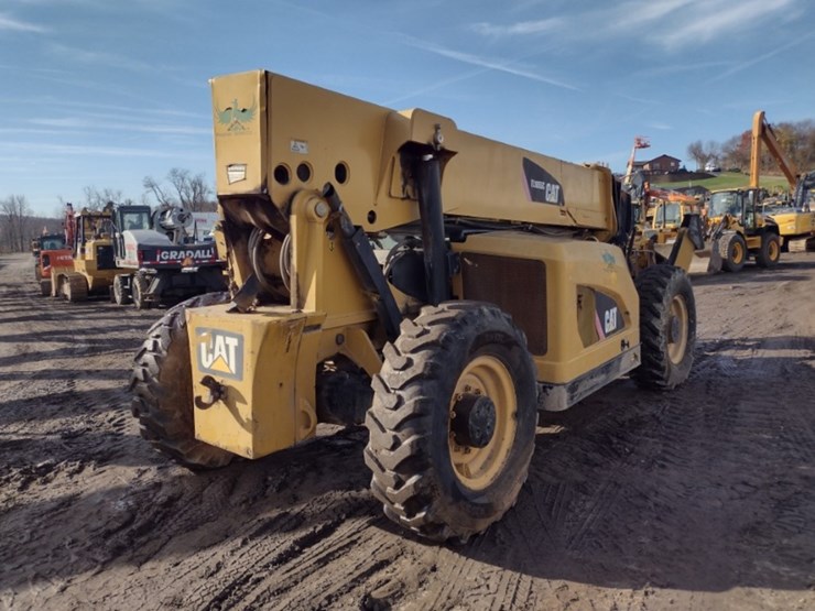 caterpillar-tl1055c-image-29