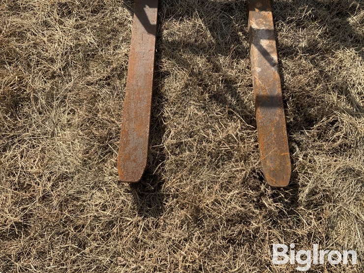 2021-john-deere-640r-image-13