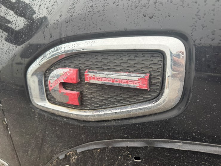 2017-nissan-titan-image-8