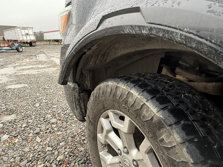 2017-nissan-titan-image-20