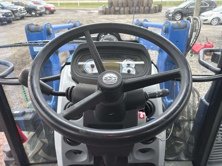 new-holland-powerstar-90-image-22