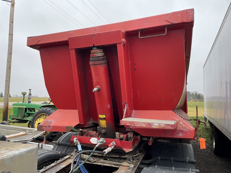 #1062-•-2002-hilbert-dump-trailer-(has-wi-title)-image-2