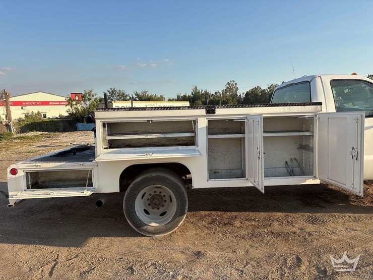 2006-ford-f450-image-19