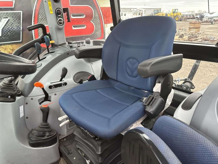 new-holland-powerstar-90-image-18