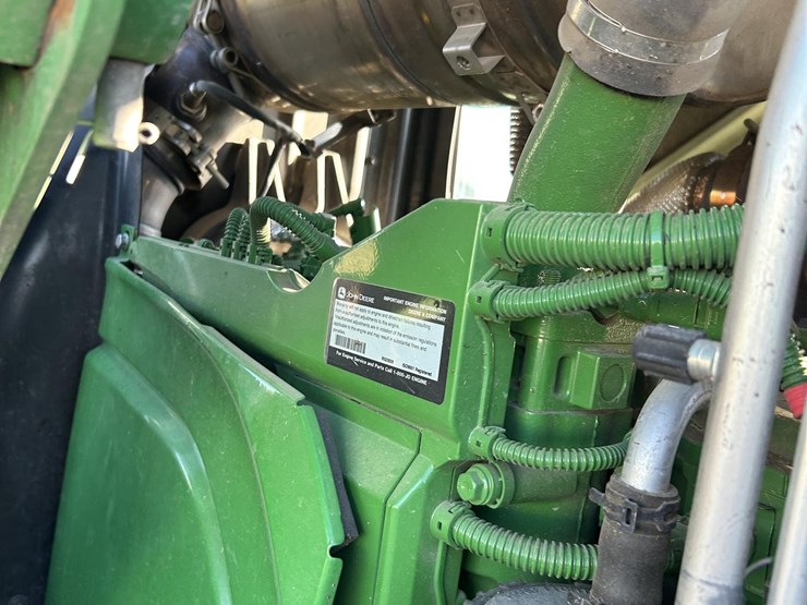 2021-john-deere-6175m-image-52