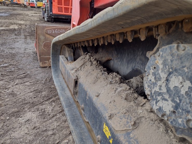 kubota-svl75-2-image-22