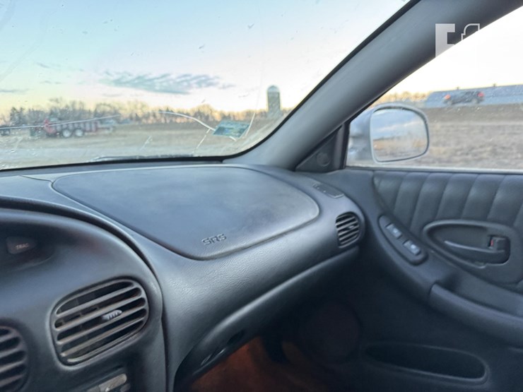 2003-pontiac-grand-prix-image-14