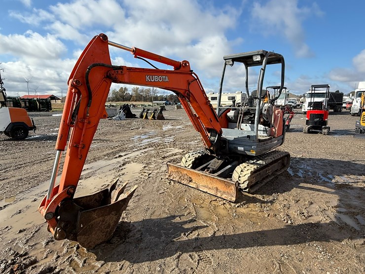 kubota-kx71-3-image-1