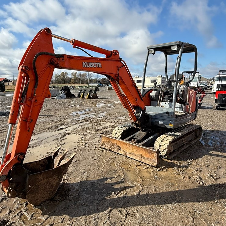 KUBOTA KX71-3