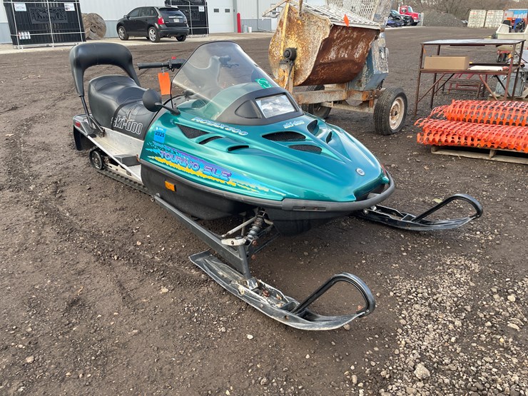 #1086-•-1996-ski-doo-touring-sle500-snowmobile-image-3