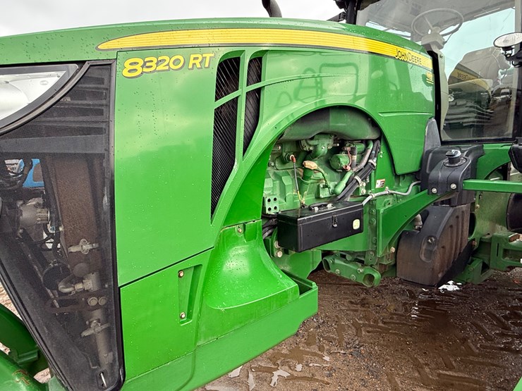 john-deere-8320rt-image-37