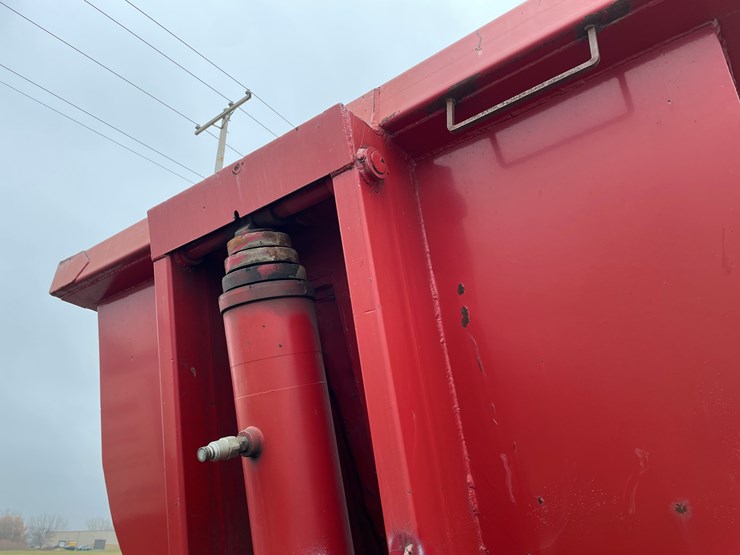 #1062-•-2002-hilbert-dump-trailer-(has-wi-title)-image-13