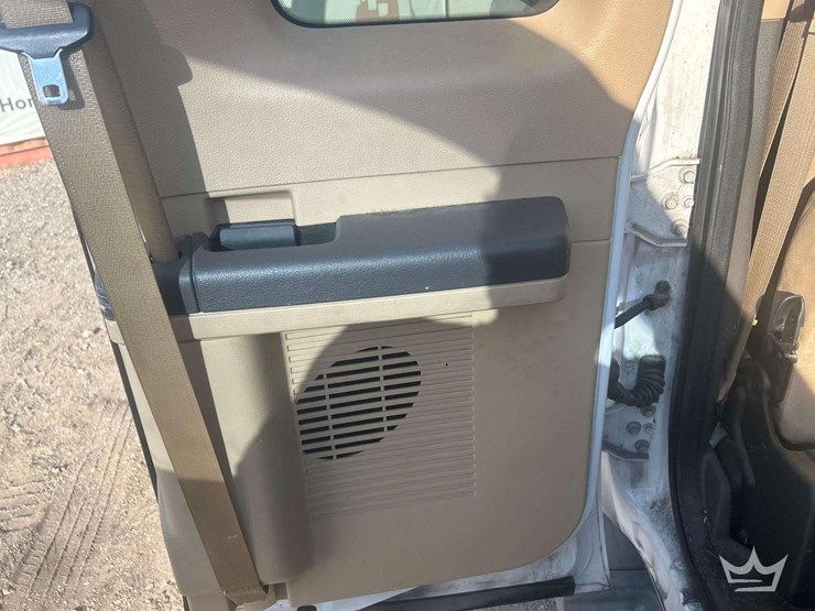 2016-ford-f350-image-24