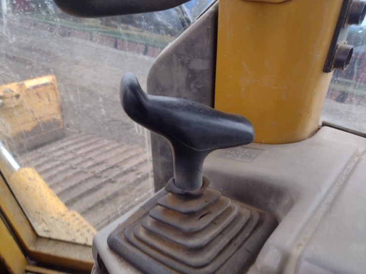 caterpillar-d6n-lgp-image-9