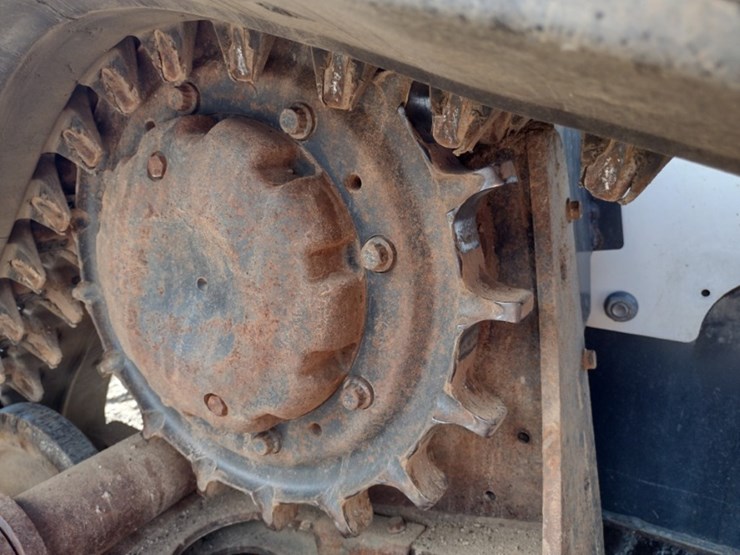 19-bobcat-t870-image-31