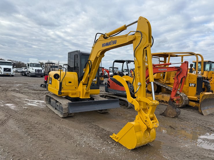 komatsu-pc56-7-image-1