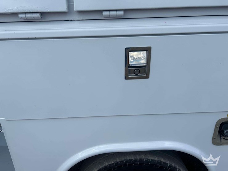 2018-ford-f350-image-40