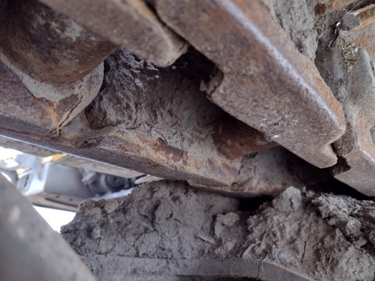 volvo-ec220e-lr-image-43