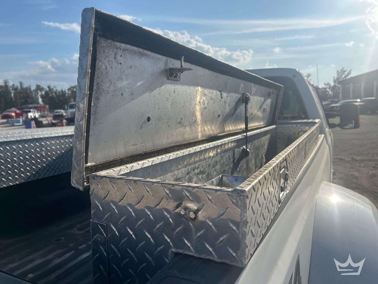 2016-ford-f350-image-22