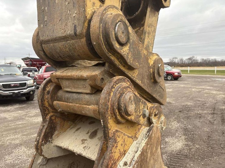 caterpillar-336fl-image-30