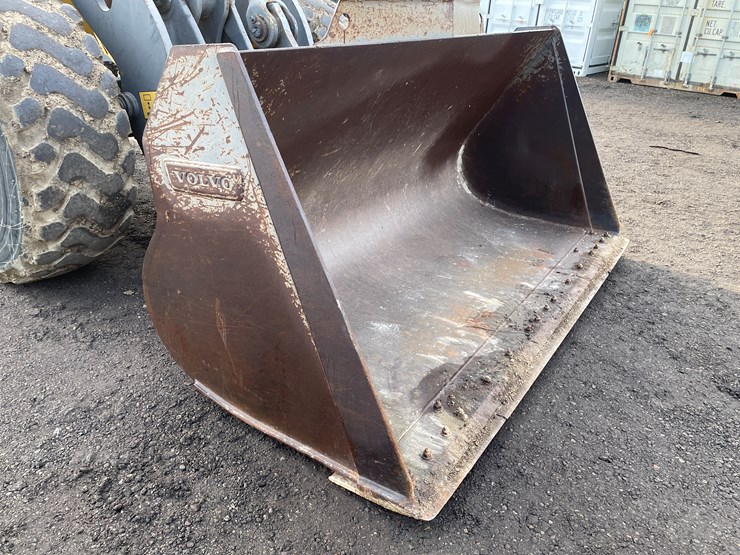 2013-volvo-l70g-image-21