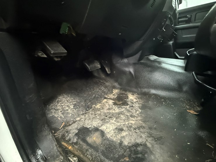 2019-dodge-1500-image-32