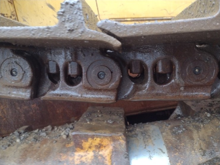 caterpillar-d8r-image-37