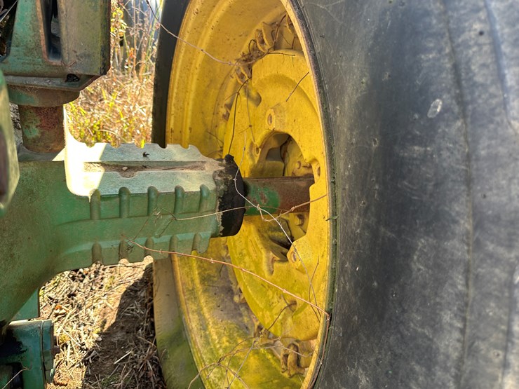 john-deere-4640-image-11