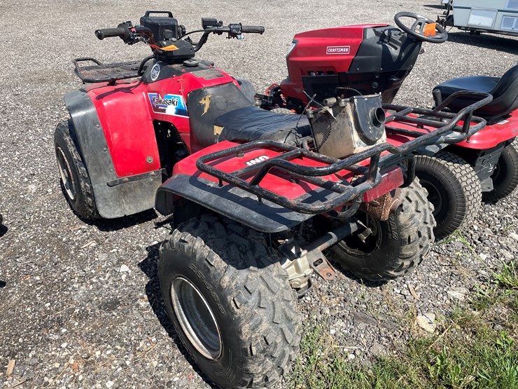 #1082-•-1986-kawasaki-300-atv-(no-registration-card)-image-4