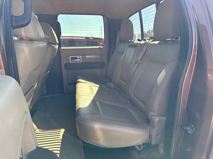 2011-ford-f150-lariat-image-19