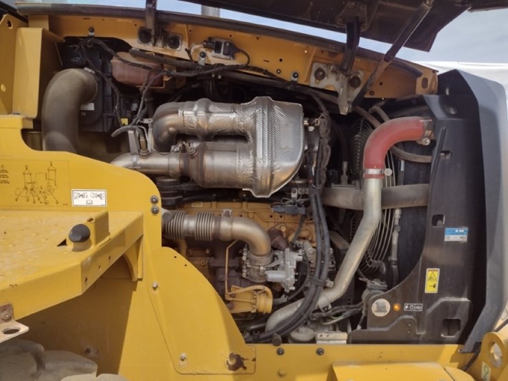 caterpillar-910m-image-30