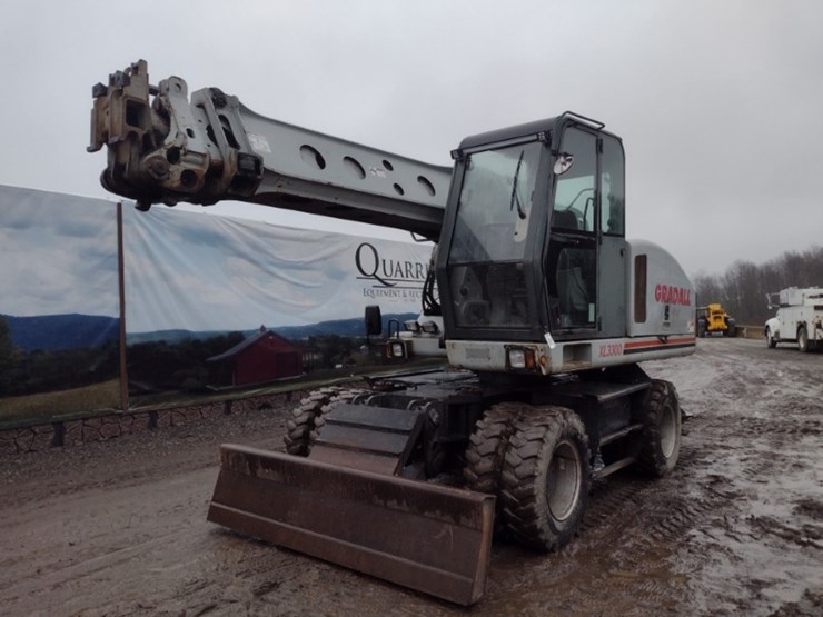 2005-gradall-xl3300-image-33