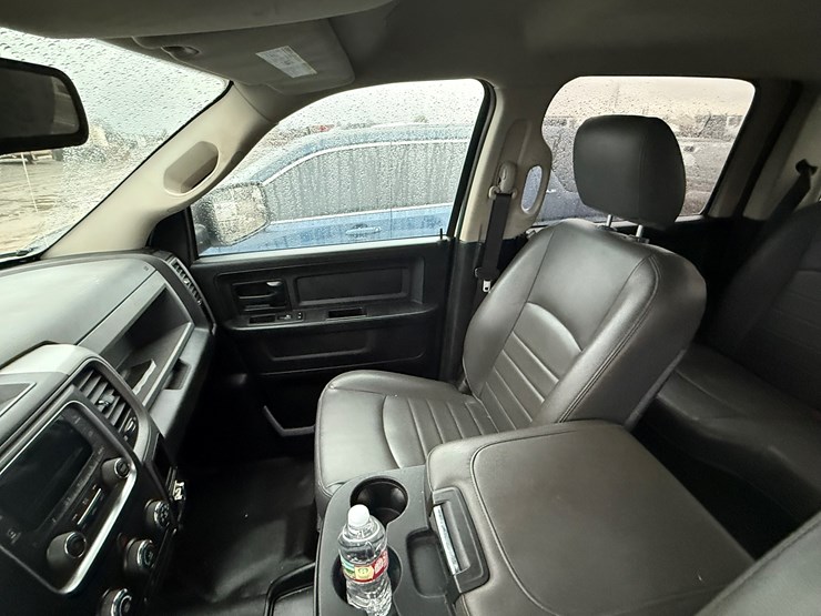 2019-dodge-1500-image-39